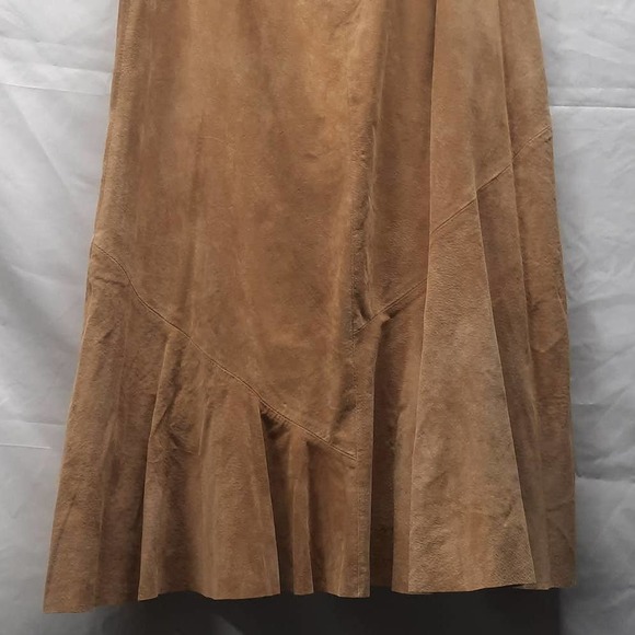 New Chico's Design Tan/Camel 100% Leather lined maxi fit and flare skirt Size 2 - Picture 3 of 6